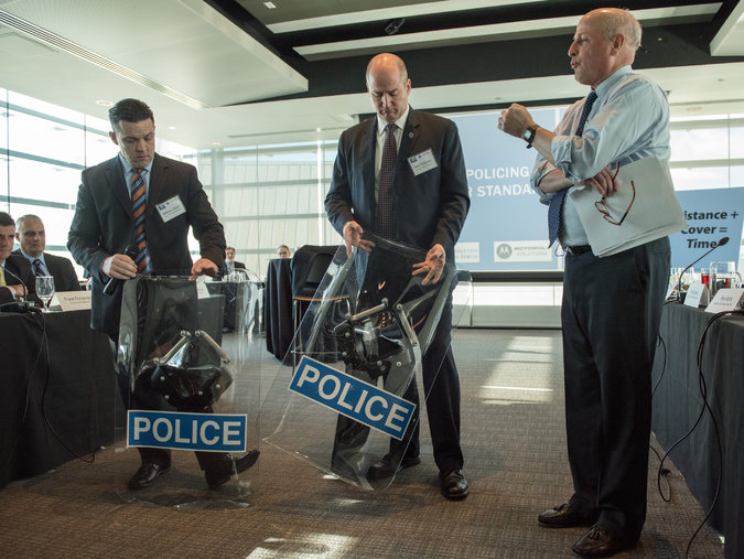 מגינים חדשים שהצוות הציע