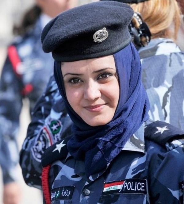 Iraq-Police-Woman