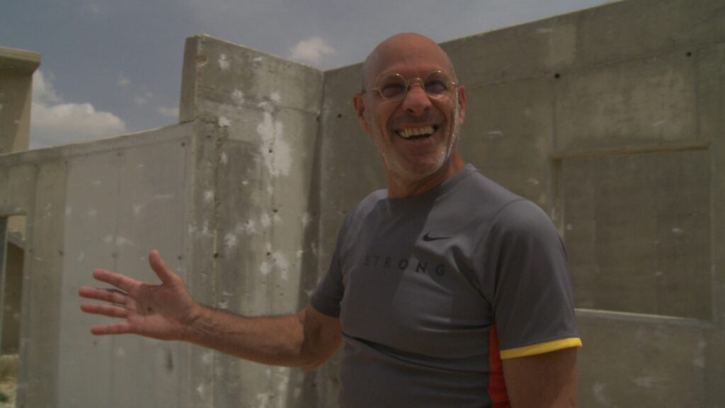 [בתמונה: ד"ר שמעון נווה, המייסד והמוביל של המלת"ם (עוגן ברשת: ארץ האמורי). בעל הזכויות בתמונה זו לא אותר. לכן, השימוש נעשה לפי סעיף 27א' לחוק זכויות יוצרים. בעל הזכויות הראשי, אנא פנה ל: yehezkeally@gmail.com]