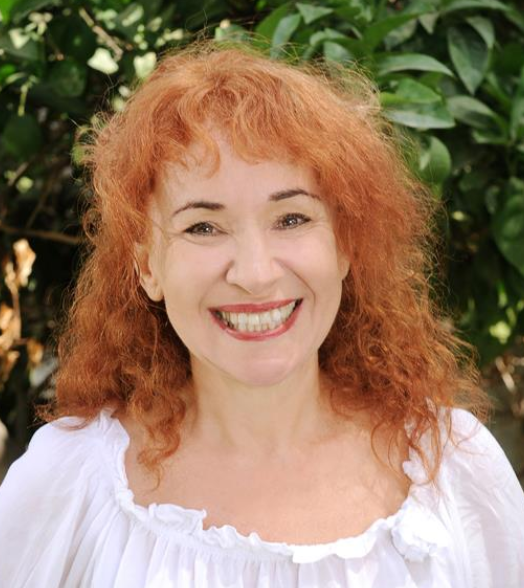 רונית ששון (ראו תמונה משמאל) היא יועצת ארגונית בכירה לחברות מובילות במשק, המתמחה בליווי תהליכי שינוי, בנושאי תקשורת בין אישית, פיתוח מנהלים, שירות ופרזנטציה.
פתחה את מודל .L.E.A.D להתמודדות עובדים עם מציאות משתנה, רבת פרדוקסים ותובענית.
היא בוגרת עבודה סוציאלית ולימודי יעוץ ארגוני.