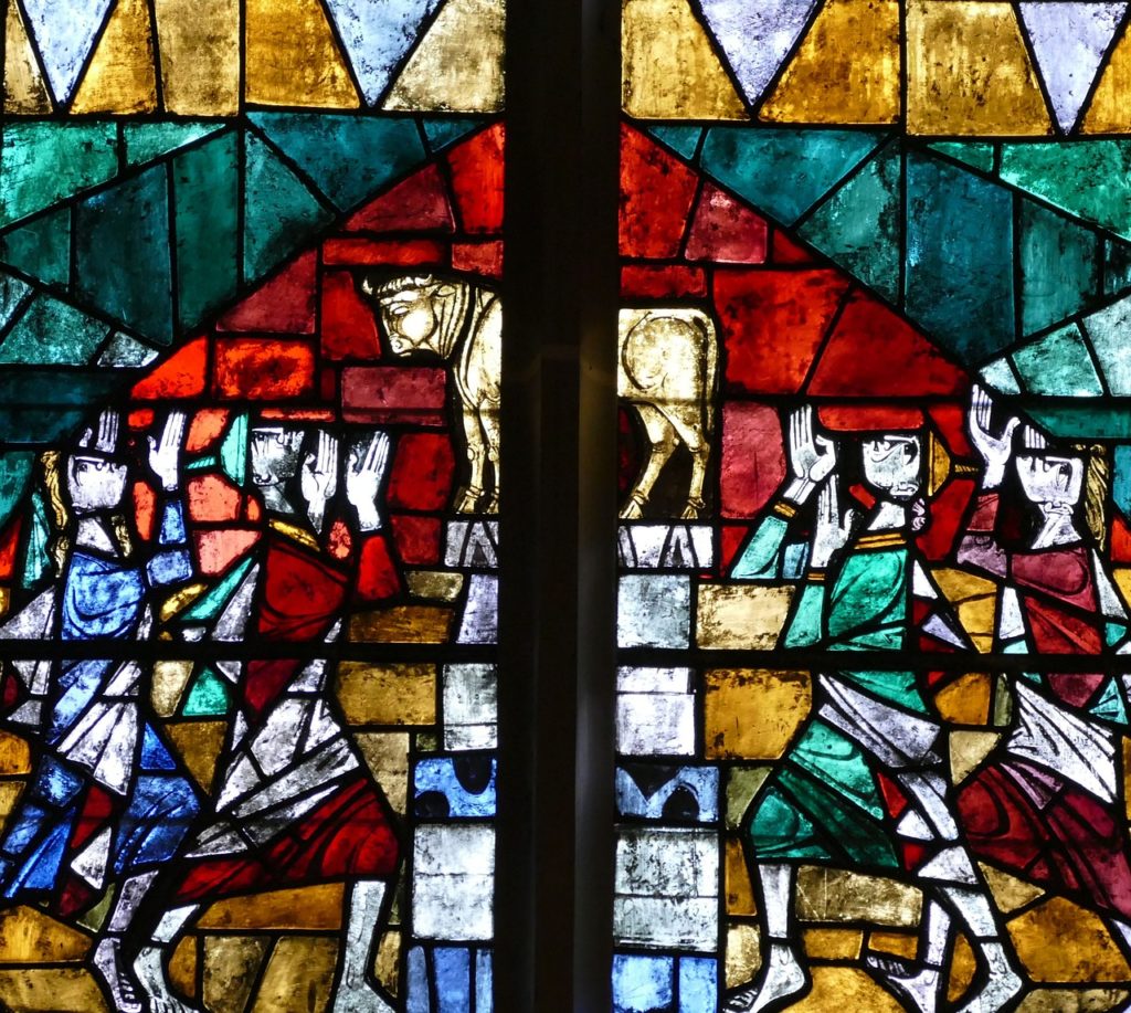 [בתמונה: מעשה העגל... תמונה חופשית - CC0 Creative Commons - שעוצבה והועלתה על ידי falco לאתר Pixabay]