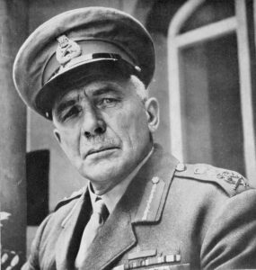 [בתמונה: פילדמרשל, הלורד אדמונד איירונסייד - "קץ האימפריה הבריטית"? התמונה היא נחלת הכלל]