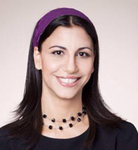 [בתמונה משמאל: פרח לרנר - החולייה החלשה... מקור התמונה: יח"ץ. שם הצלם אינו מוזכר]