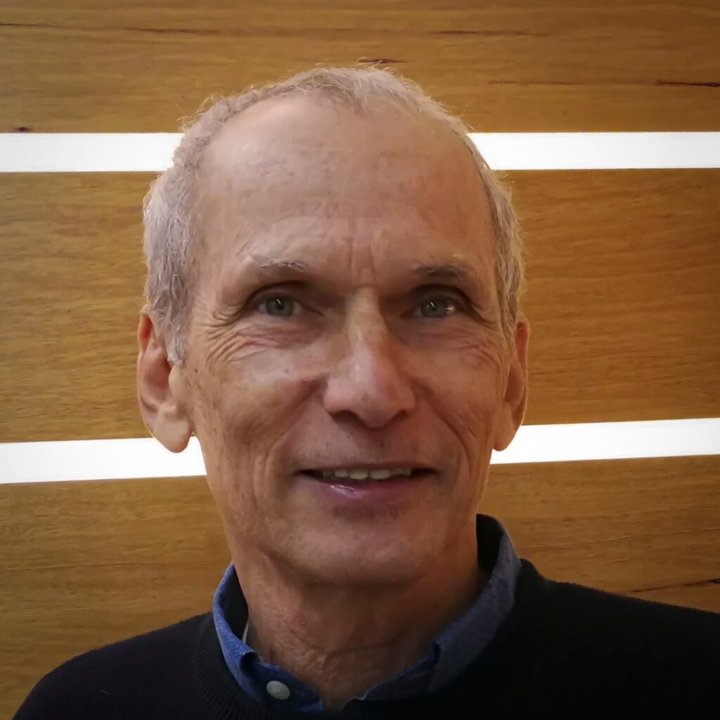 [בתמונה משמאל: השר לבט"פ היוצא, עמר בר לב. התמונה נוצרה והועלתה לויקיפדיה על ידי Laliv g. קובץ זה הוא בעל רישיון Creative Commons להפצה, תחת רישיון זהה, גרסה: CC BY-SA 4.0]