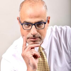 פרופ' משה כהן אליה הוא פרופסור מן המניין למשפט חוקתי, אשר כיהן בין השנים 2015–2022 כנשיא המרכז האקדמי למשפט ולעסקים.

זהו מאמר המבטא את דעתו של הכותב ואת הערכותיו המקצועיות בלבד.

הרחבה של המאמר ראו בפודקאסט למטה.